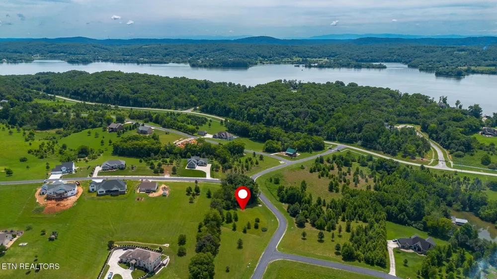 503 W Shore Drive Rockwood, TN 37854