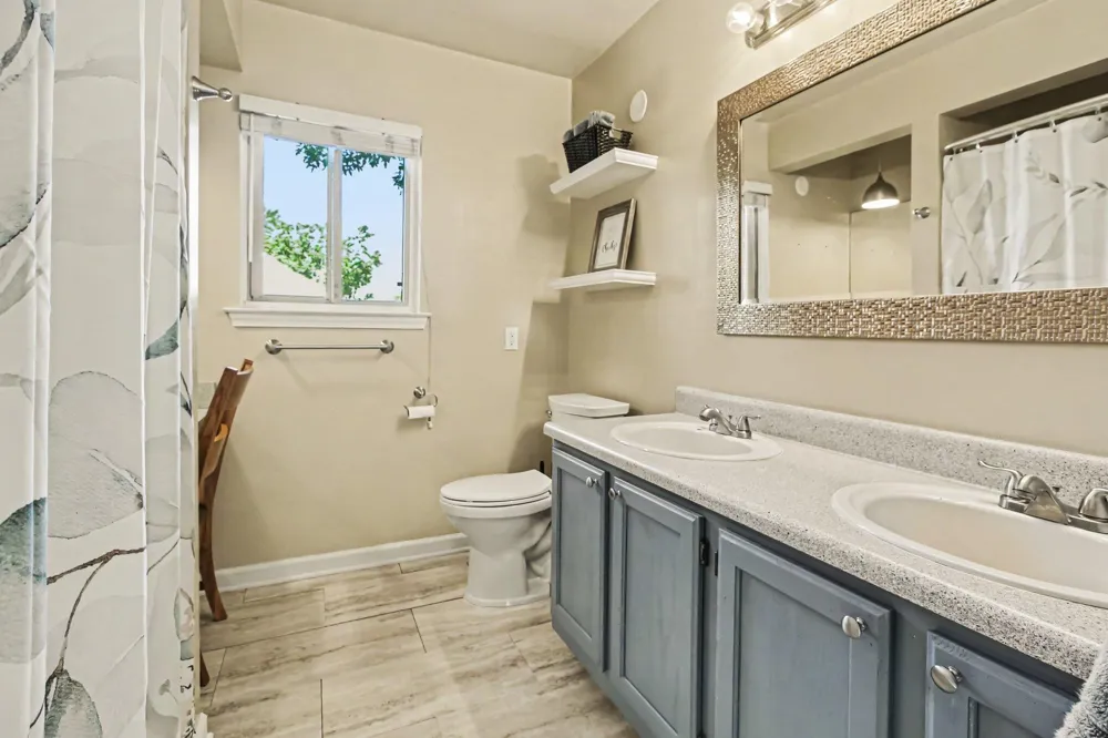 3971 Thomas Avenue Berkley City, MI 48072
