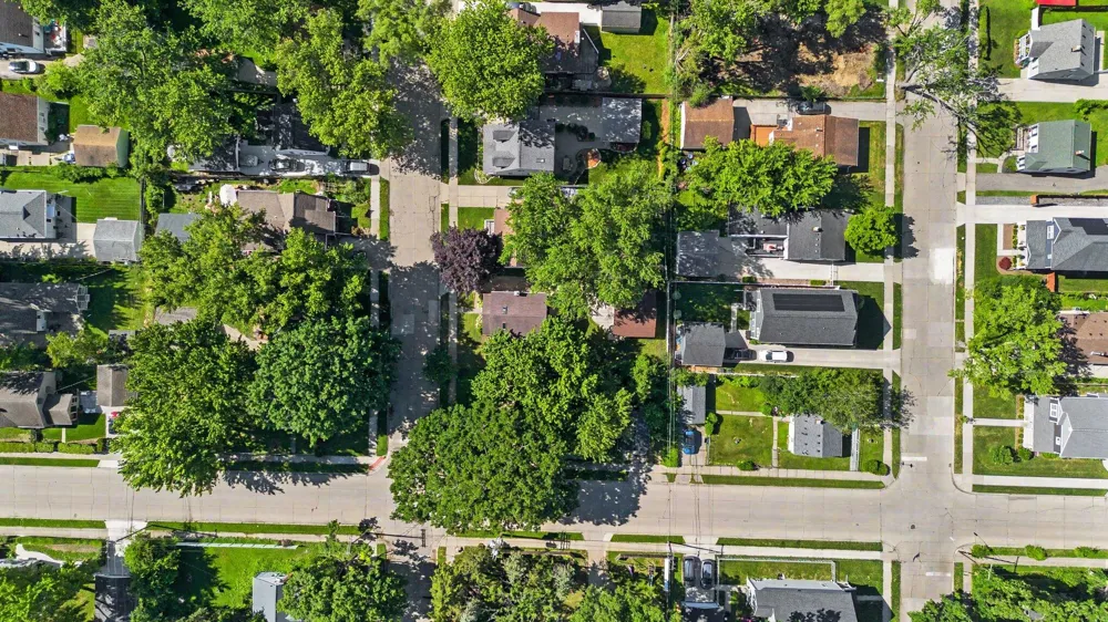 3971 Thomas Avenue Berkley City, MI 48072