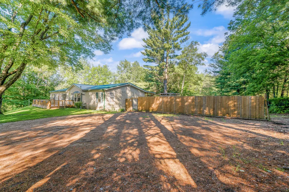 15971 Penesal Road Rose Lake Township, MI 49655