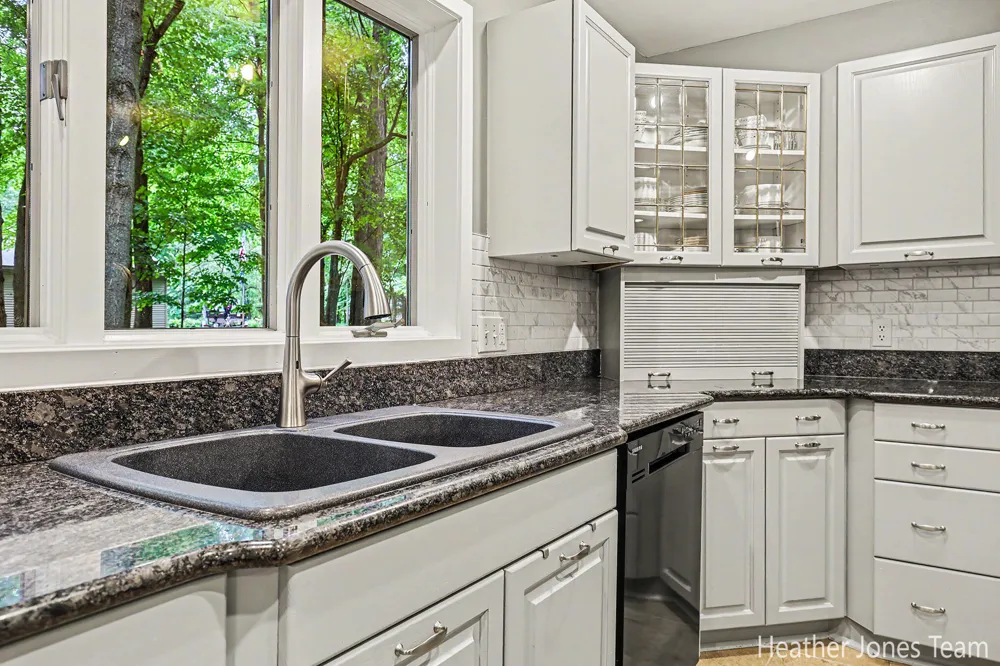 10288 Hathaway Drive Eureka Township, MI 48838