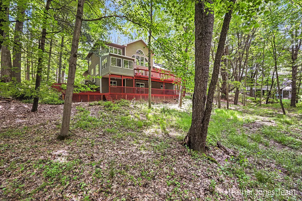 10288 Hathaway Drive Eureka Township, MI 48838