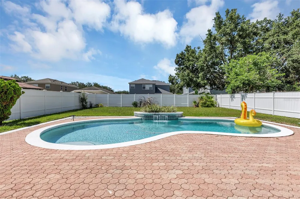 2013 CROSSVINE LANE Casselberry, FL 32707