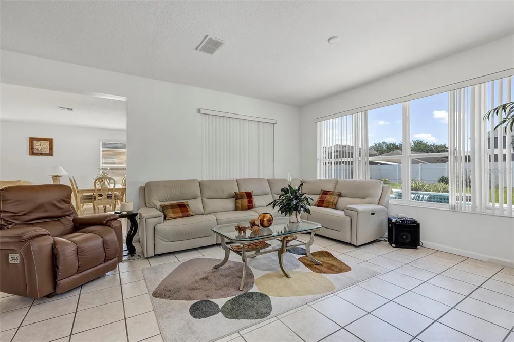 2013 CROSSVINE LANE Casselberry, FL 32707