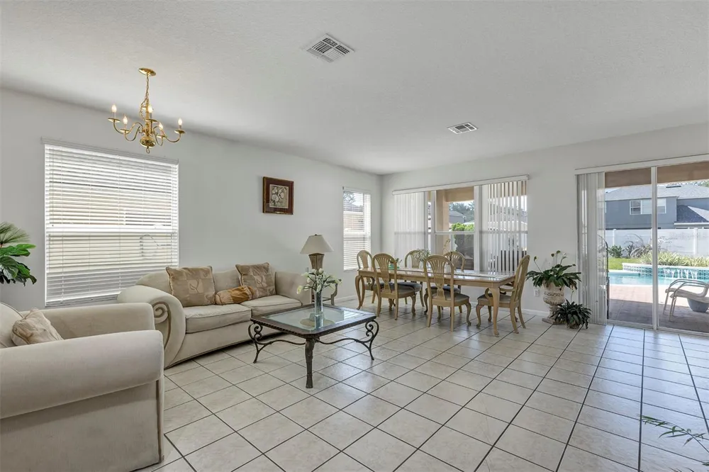 2013 CROSSVINE LANE Casselberry, FL 32707