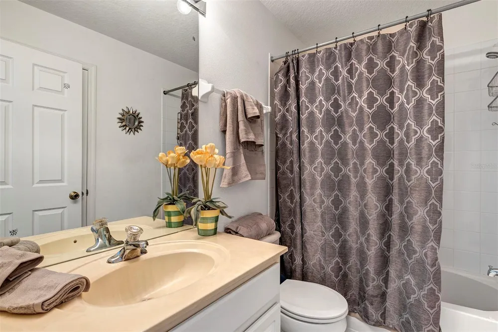 2013 CROSSVINE LANE Casselberry, FL 32707