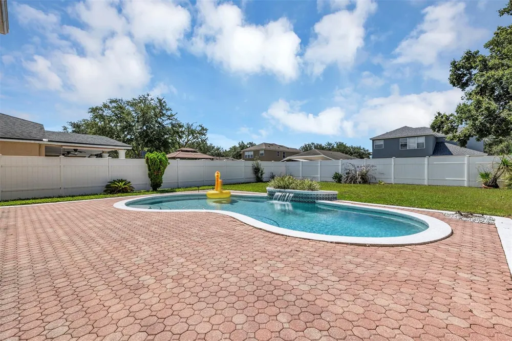 2013 CROSSVINE LANE Casselberry, FL 32707