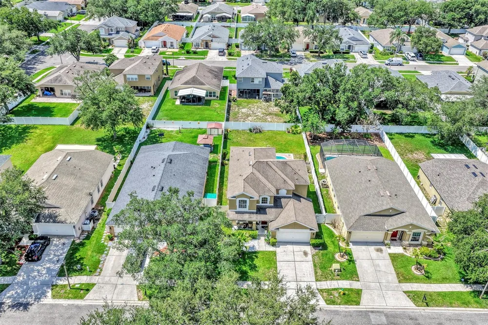 2013 CROSSVINE LANE Casselberry, FL 32707