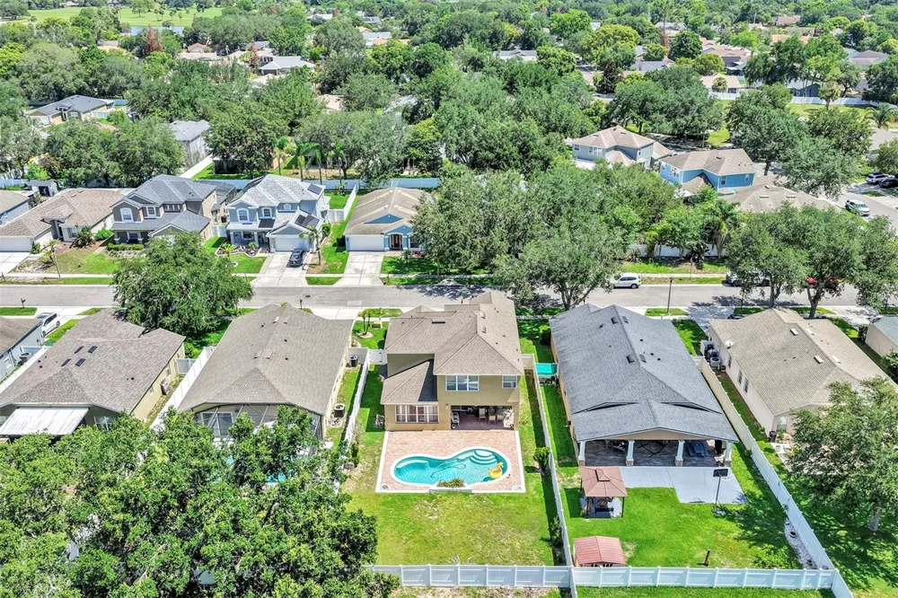 2013 CROSSVINE LANE Casselberry, FL 32707