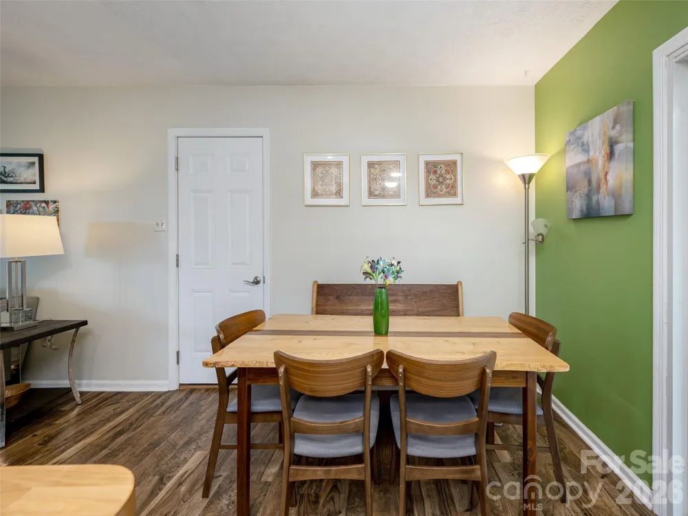 14 Fox Run Place Fairview, NC 28730