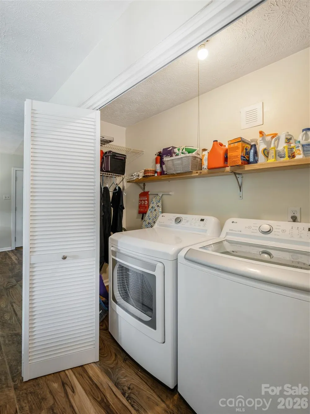 14 Fox Run Place Fairview, NC 28730