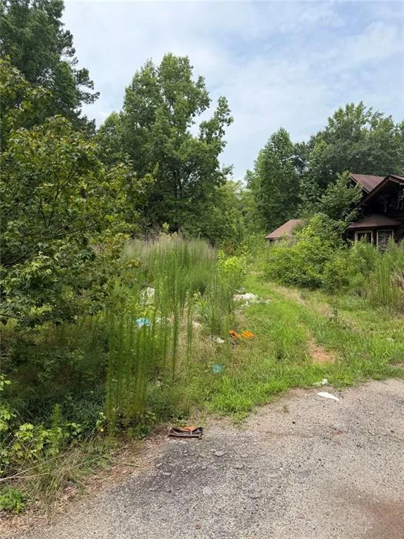 1930 Locust Grove Road Griffin, GA 30223