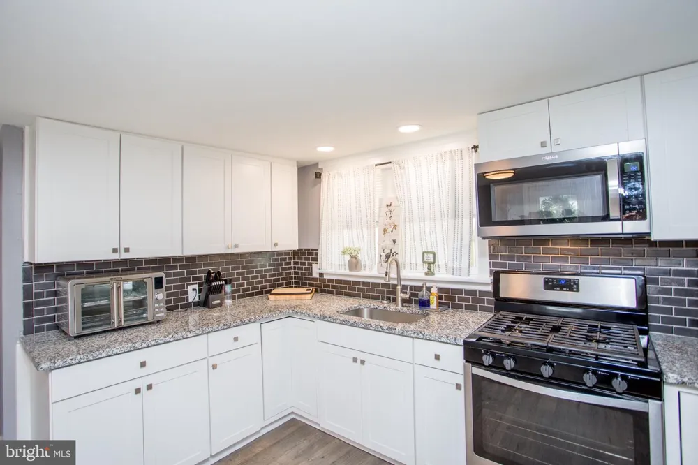 445 BLUE BELL ROAD Williamstown, NJ 08094