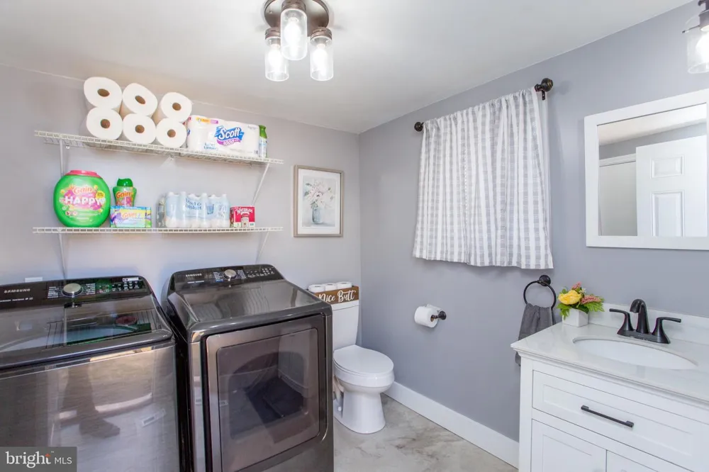 445 BLUE BELL ROAD Williamstown, NJ 08094