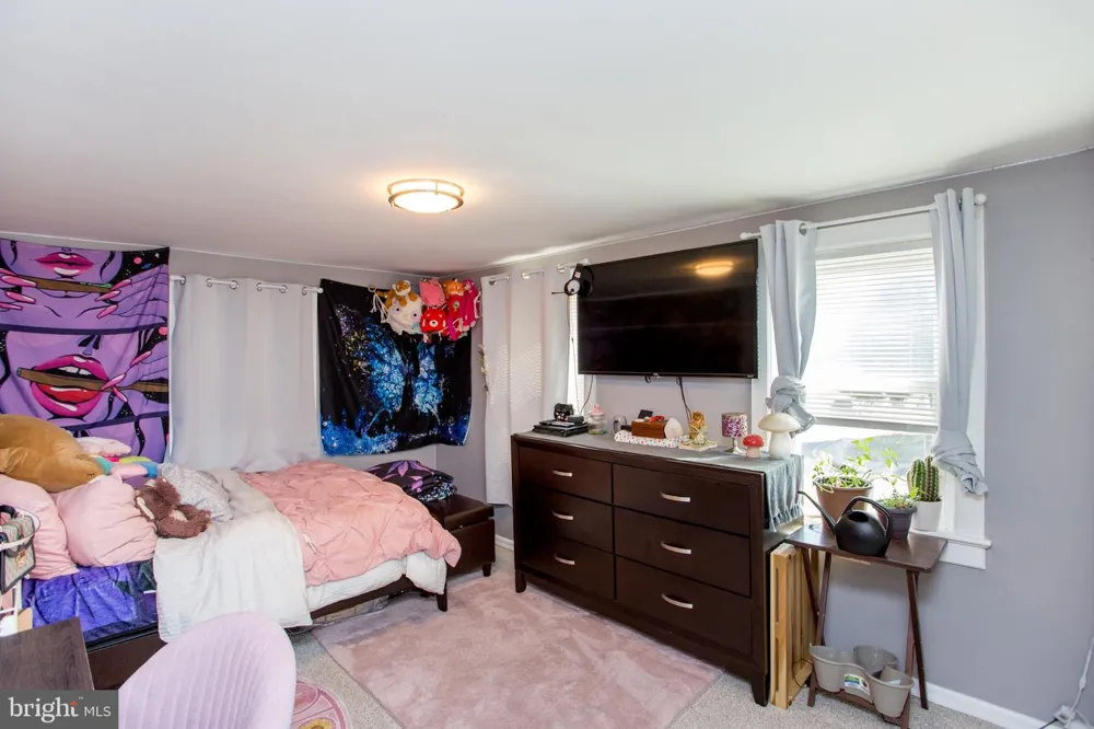 445 BLUE BELL ROAD Williamstown, NJ 08094