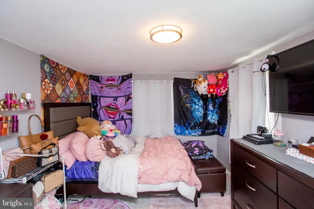 445 BLUE BELL ROAD Williamstown, NJ 08094