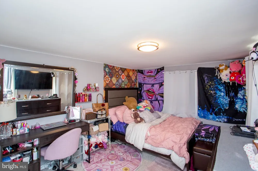 445 BLUE BELL ROAD Williamstown, NJ 08094