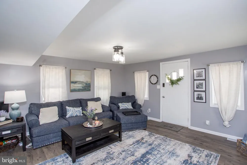 445 BLUE BELL ROAD Williamstown, NJ 08094
