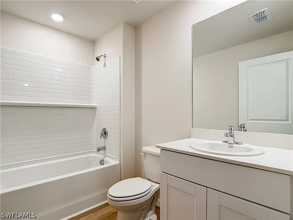Hemingway Oaks Trail Fort Myers, FL 33905