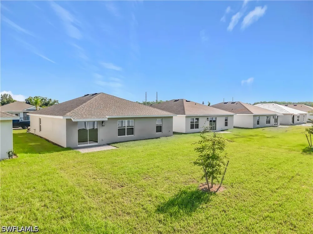 Hemingway Oaks Trail Fort Myers, FL 33905