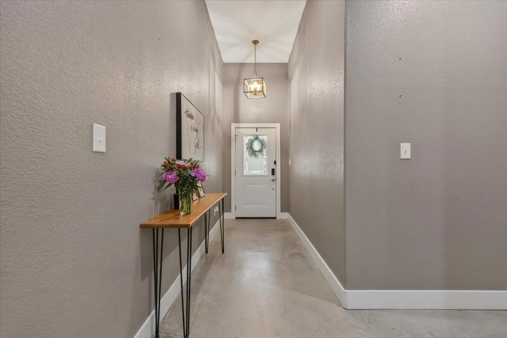 145 Cardinal Loop Bastrop, TX 78659