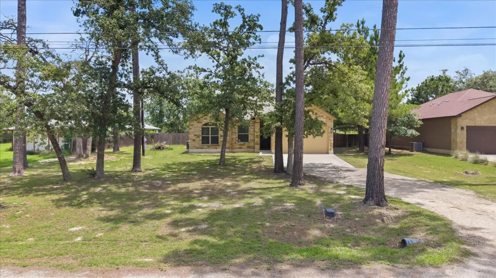 145 Cardinal Loop Bastrop, TX 78659