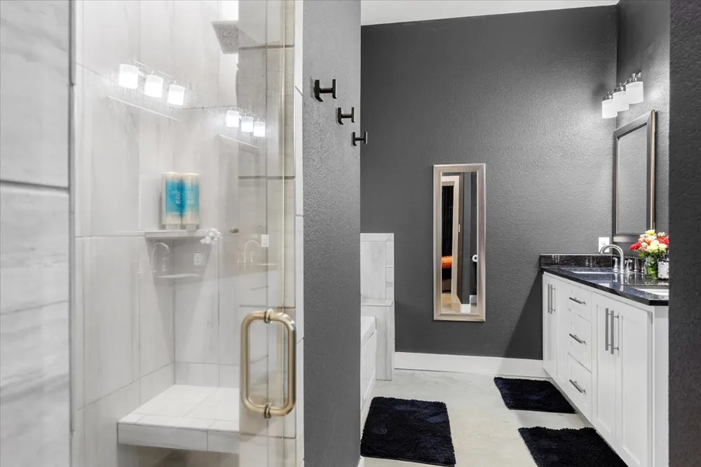 145 Cardinal Loop Bastrop, TX 78659