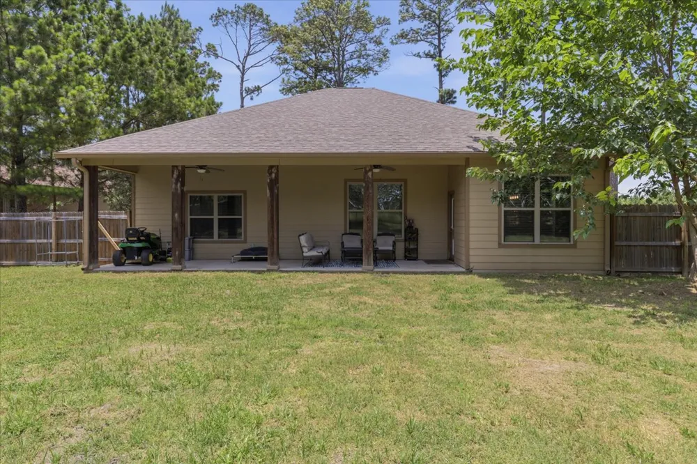 145 Cardinal Loop Bastrop, TX 78659