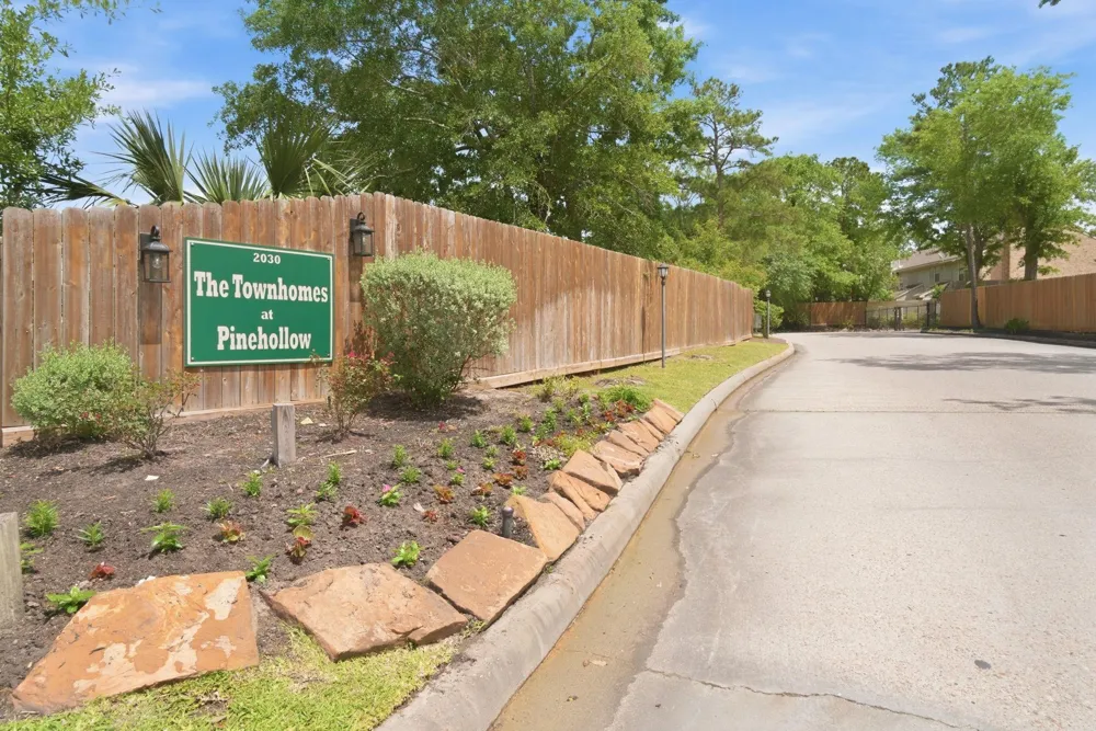 2030 Plantation Drive #E4 Conroe, TX 77301
