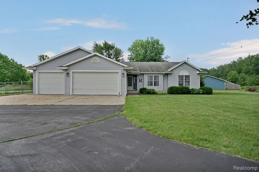 3334 E Freeland Road Ingersoll Township, MI 48623