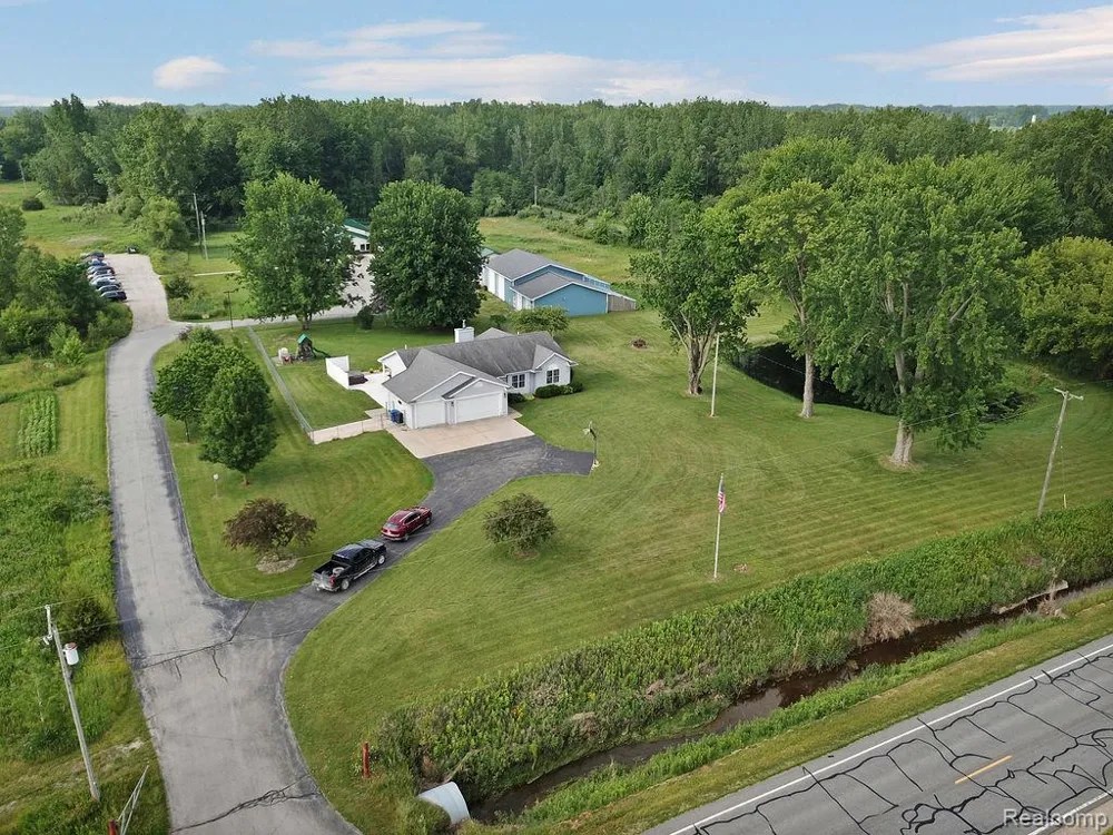3334 E Freeland Road Ingersoll Township, MI 48623