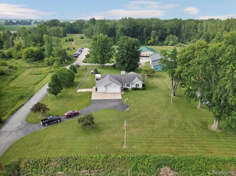 3334 E Freeland Road Ingersoll Township, MI 48623