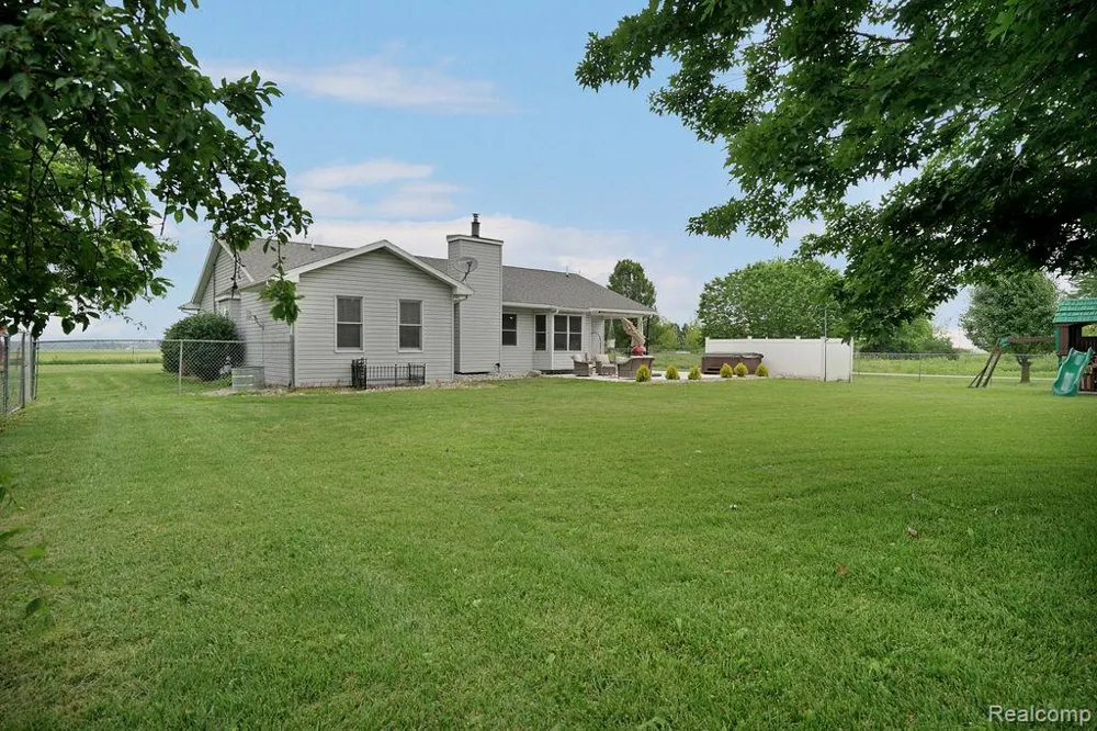 3334 E Freeland Road Ingersoll Township, MI 48623