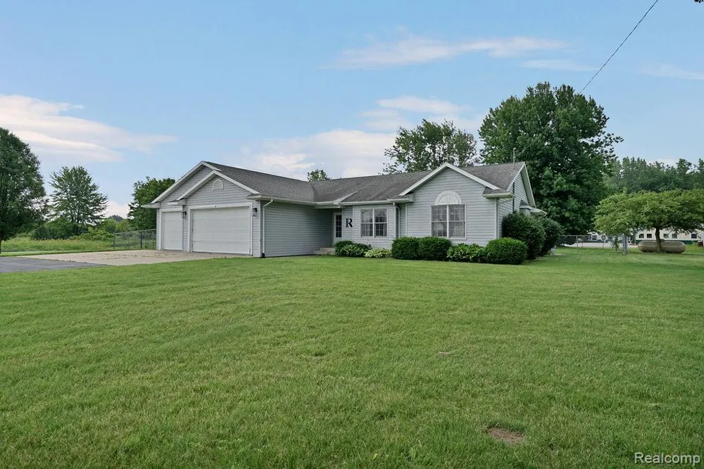 3334 E Freeland Road Ingersoll Township, MI 48623