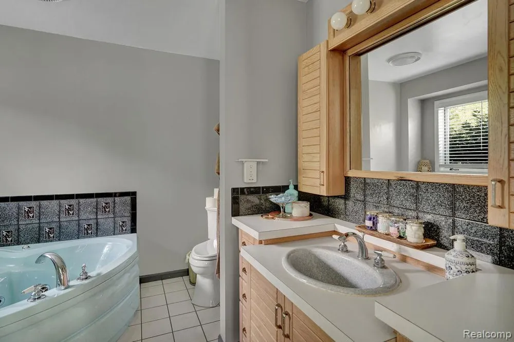 3334 E Freeland Road Ingersoll Township, MI 48623