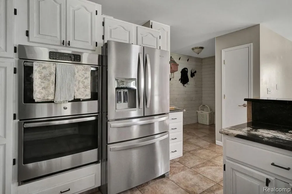 3334 E Freeland Road Ingersoll Township, MI 48623