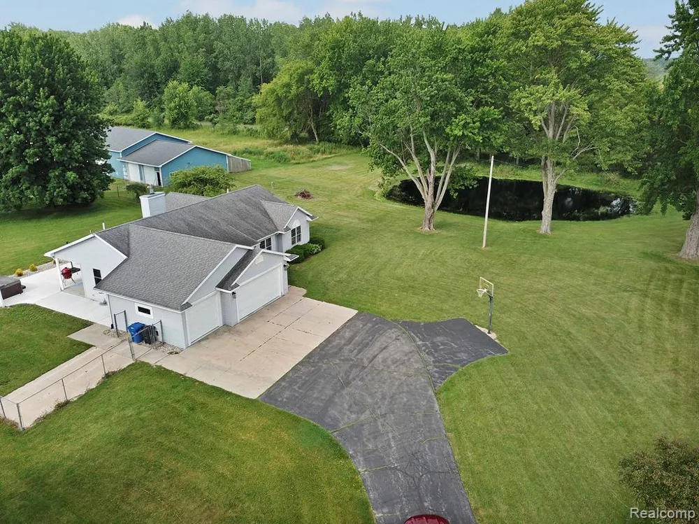 3334 E Freeland Road Ingersoll Township, MI 48623