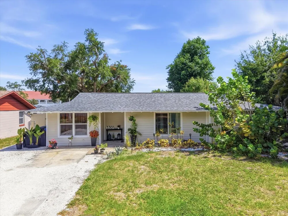3307 3RD AVENUE W Bradenton, FL 34205