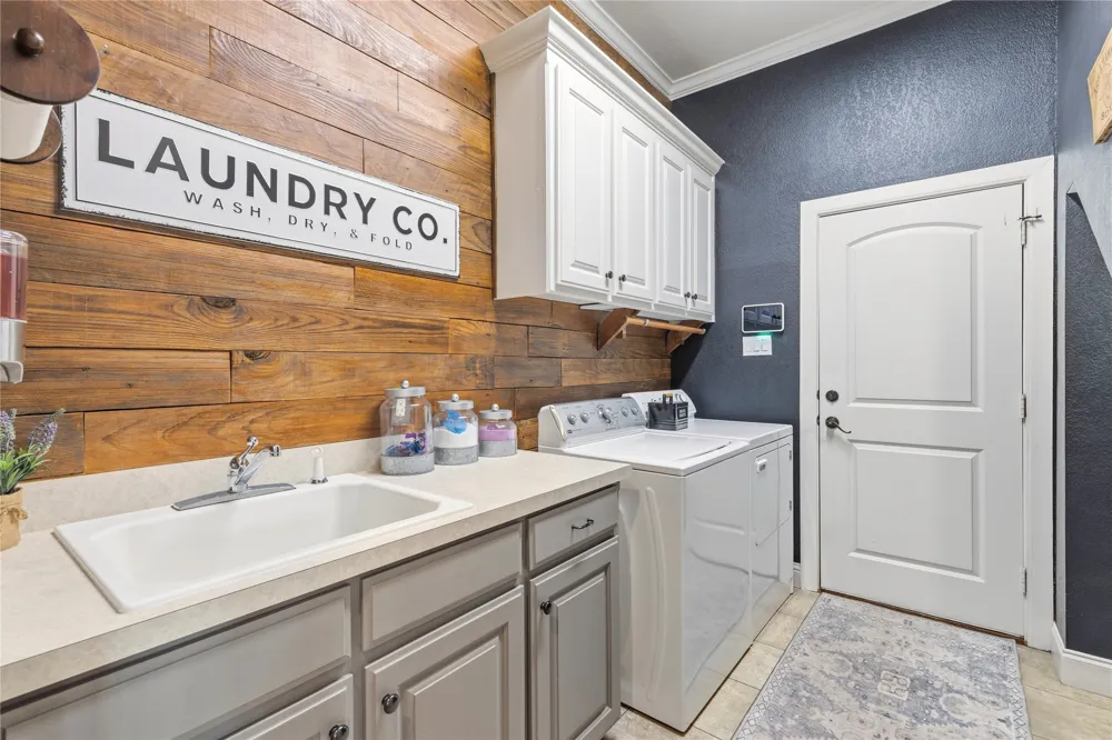 7009 Mossycup Lane North Richland Hills, TX 76182