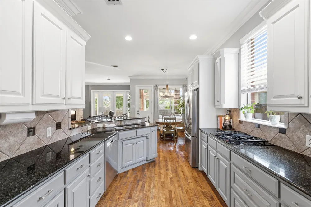 7009 Mossycup Lane North Richland Hills, TX 76182