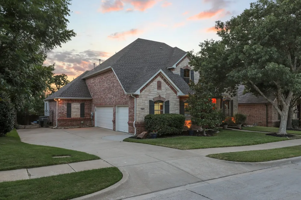7009 Mossycup Lane North Richland Hills, TX 76182