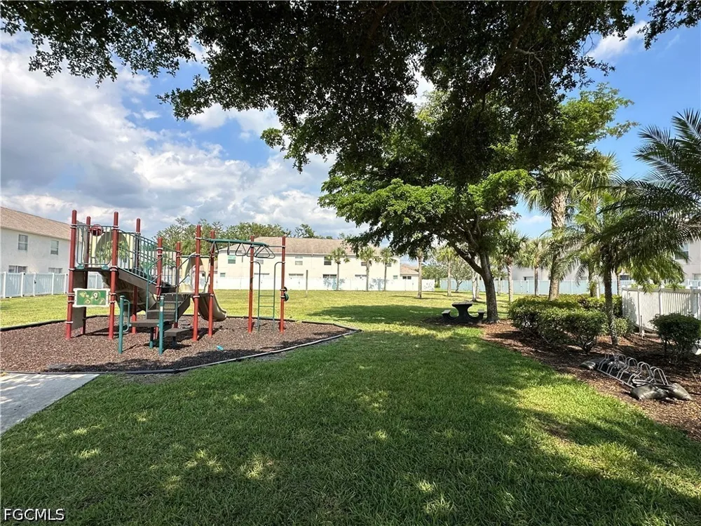Cedar Oak Drive #106 Fort Myers, FL 33916