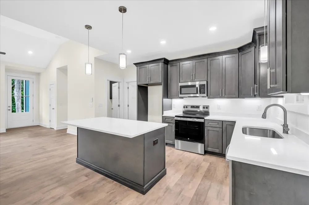 634 Mountain View Dr Morrison, TN 37357
