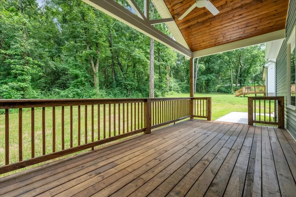634 Mountain View Dr Morrison, TN 37357