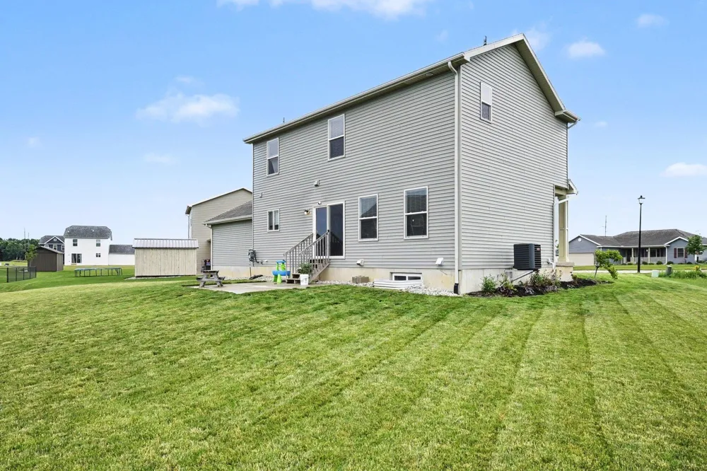 173 Crystal Court Alma City, MI 48801
