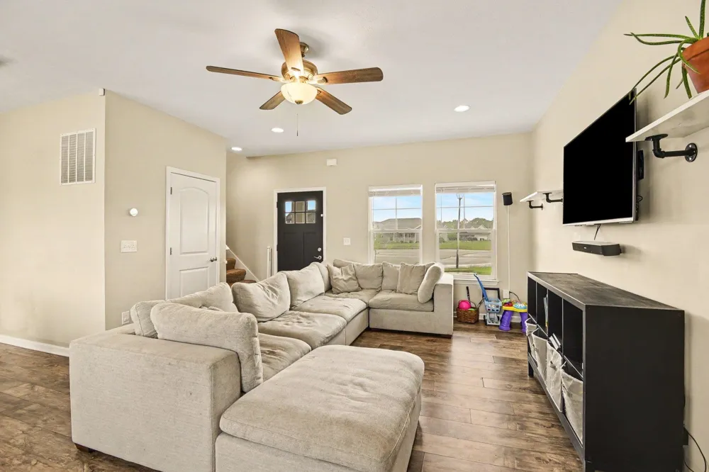 173 Crystal Court Alma City, MI 48801