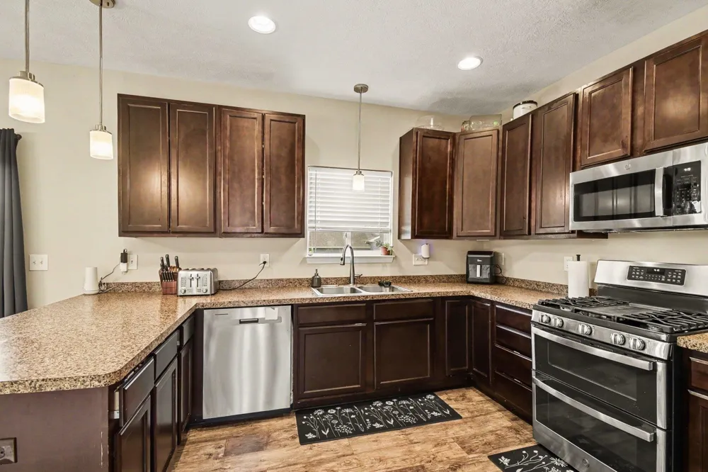 173 Crystal Court Alma City, MI 48801