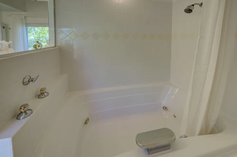 968 S Manitou Trail Leland Township, MI 49653