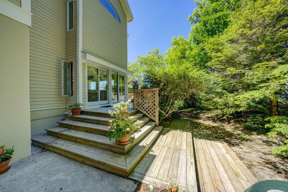 968 S Manitou Trail Leland Township, MI 49653