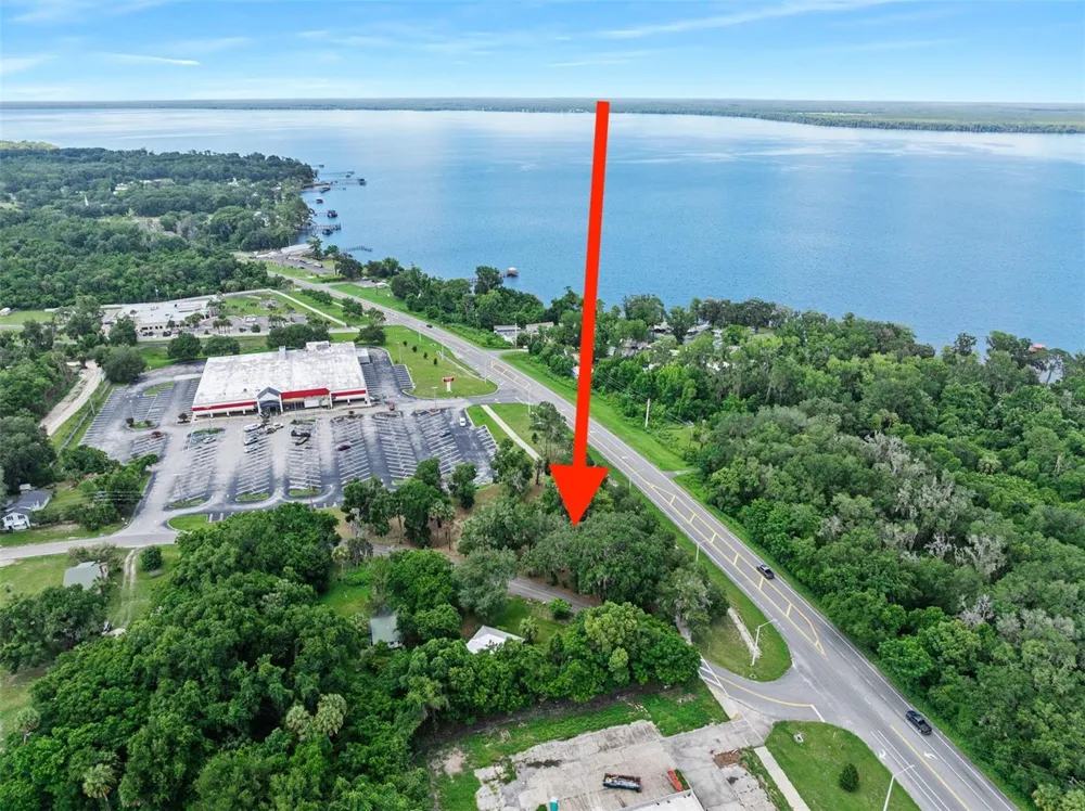 1101 SUMMIT STREET Crescent City, FL 32112
